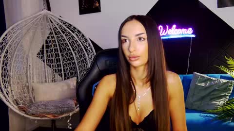 _tiffany_west online show from May 22, 4:52 am