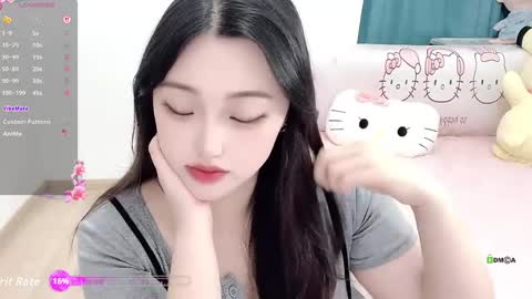 Snapshot of _timi__ chatting on April 29, 6:25 pm _timi__ online show from April 29, 6:25 pm