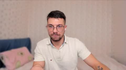 Tony Wolf online show from December 21, 9:00 pm