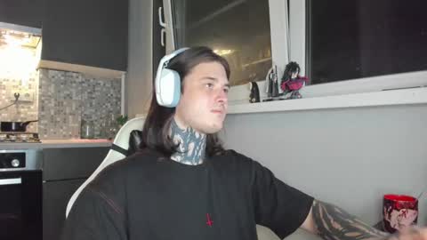 _torfin_ online show from March 4, 9:00 pm