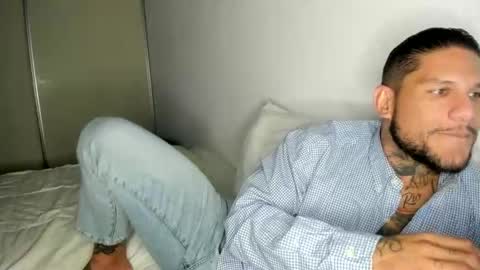 Snapshot of _truenorth11temptations_ chatting on January 9, 12:35 am Juan Diablo online show from January 9, 12:35 am