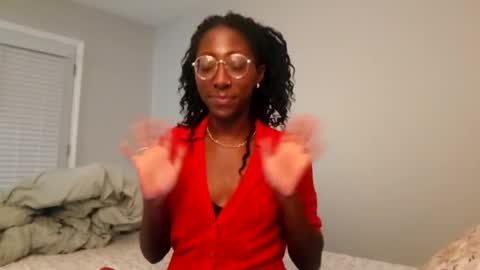  twiddleree  online show from November 11, 4:45 am