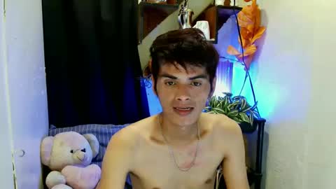 Snapshot of _urbabypam chatting on December 20, 7:01 am Urjerick online show from December 20, 7:01 am