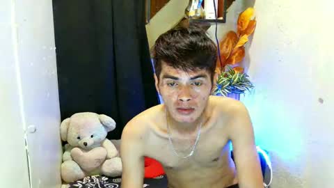 Snapshot of _urbabypam chatting on February 6, 6:29 am Urjerick online show from February 6, 6:29 am