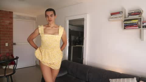 Snapshot of _vahos chatting on June 4, 5:41 pm Anastasia Vahos online show from June 4, 5:41 pm