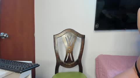 _valentina_69 online show from May 29, 11:58 pm