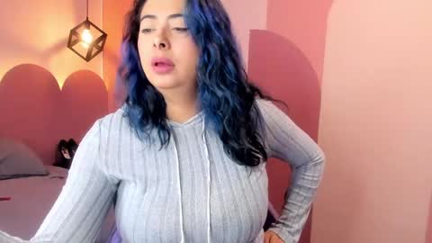 Snapshot of _valeryboobs_ chatting on May 22, 2:01 pm _valeryboobs_ online show from May 22, 2:01 pm