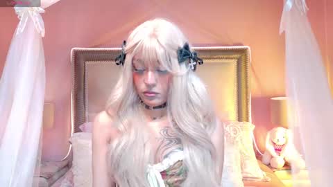 Snapshot of _valuu chatting on July 21, 12:29 pm Valuu online show from July 21, 12:29 pm