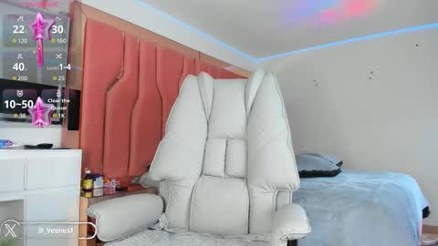 stephany online show from October 24, 8:38 pm