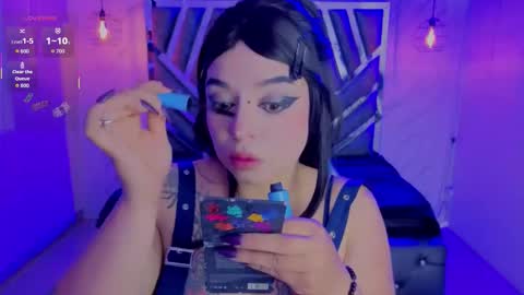 Snapshot of _vermell_ chatting on February 4, 7:09 pm Vermeil online show from February 4, 7:09 pm