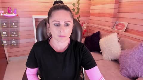 Snapshot of _victoria_collins chatting on January 5, 5:27 pm Sol online show from January 5, 5:27 pm