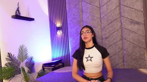   online show from April 13, 9:31 pm