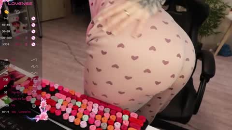 Alis online show from December 14, 8:30 am