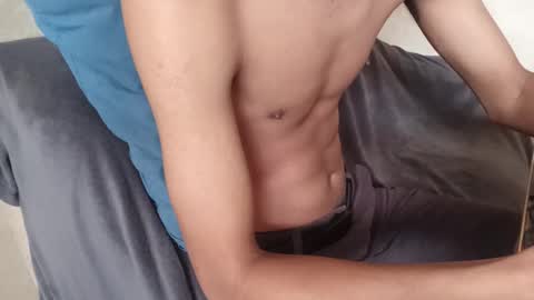 Snapshot of _vov_ chatting on January 11, 3:34 am _vov_ online show from January 11, 3:34 am