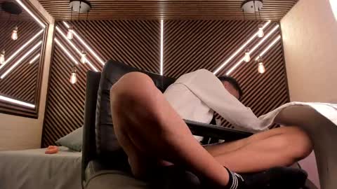 Snapshot of _white_fox_ chatting on February 12, 8:59 am white fox online show from February 12, 8:59 am