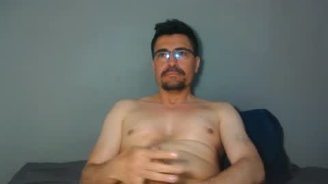 Snapshot of _xbesteb11 chatting on June 20, 10:34 pm _xbesteb11 online show from June 20, 10:34 pm