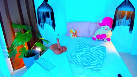 Snapshot of _xynara_owo chatting on June 17, 11:27 pm Xynara online show from June 17, 11:27 pm