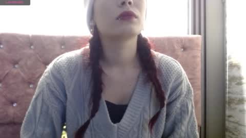 Yuyi online show from February 7, 11:25 am