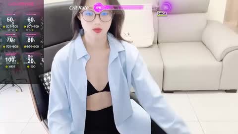 _zizi_ online show from January 4, 7:24 am