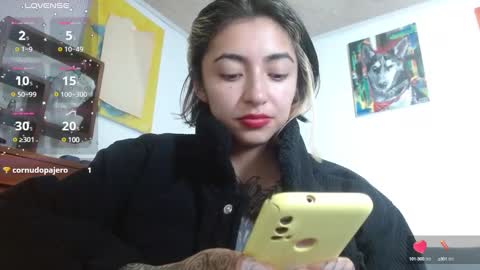 Zoe  online show from January 23, 1:24 pm