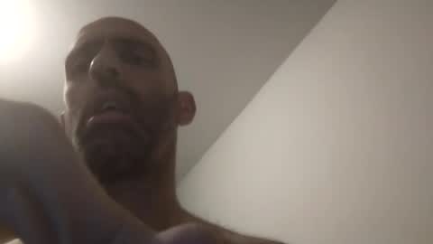 Snapshot of a02257661 chatting on May 13, 10:49 pm a02257661 online show from May 13, 10:49 pm