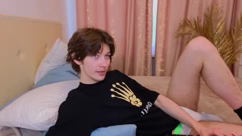 Snapshot of a11ice chatting on February 7, 12:42 pm Denis online show from February 7, 12:42 pm