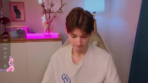 Snapshot of a11ice chatting on February 25, 1:32 pm Denis online show from February 25, 1:32 pm