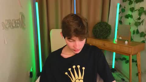 Snapshot of a11ice chatting on February 27, 1:11 pm Denis online show from February 27, 1:11 pm