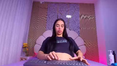 Aisha online show from June 9, 11:55 am