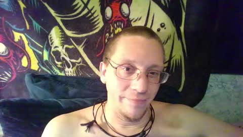 Snapshot of a_bored_dragon chatting on March 10, 3:20 pm A Bored Dragon online show from March 10, 3:20 pm