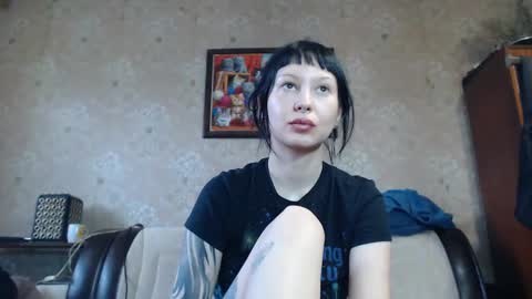 Snapshot of a_damn_good_coffee chatting on January 14, 12:03 pm a_damn_good_coffee online show from January 14, 12:03 pm