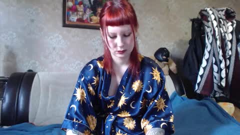 Snapshot of a_damn_good_coffee chatting on October 28, 11:03 am a_damn_good_coffee online show from October 28, 11:03 am