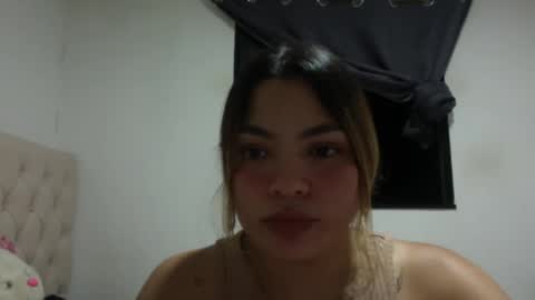 Snapshot of a_ross01 chatting on October 22, 11:59 pm a_ross01 online show from October 22, 11:59 pm