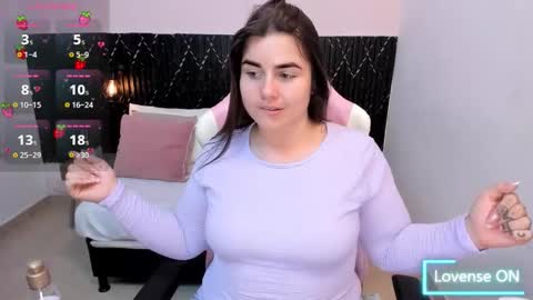 Abby Lee  online show from November 16, 7:30 pm