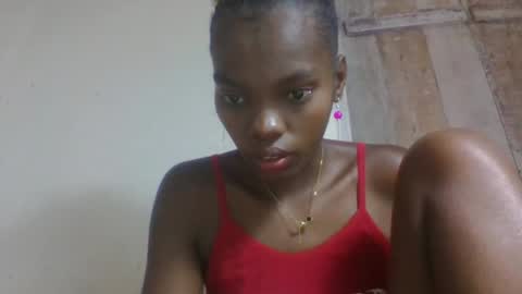 aadienne online show from March 17, 8:06 am
