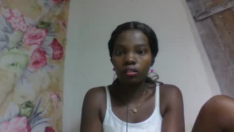 aadienne online show from March 19, 7:23 am