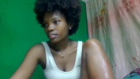 aadienne online show from May 25, 8:09 am