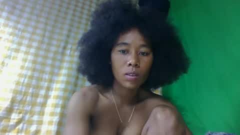 aadienne online show from May 26, 12:23 pm
