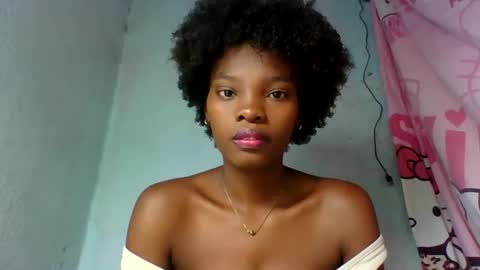 aadienne online show from June 6, 7:46 am