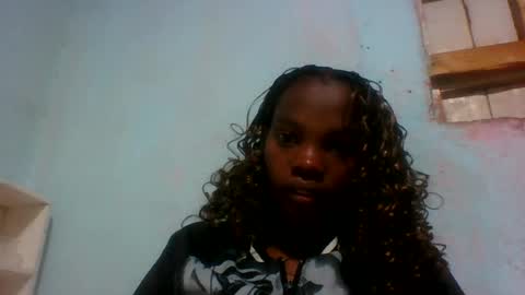 aadienne online show from June 26, 10:25 pm