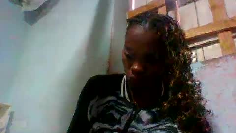 aadienne online show from June 27, 10:31 am