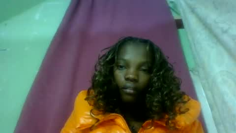 aadienne online show from June 28, 3:01 am