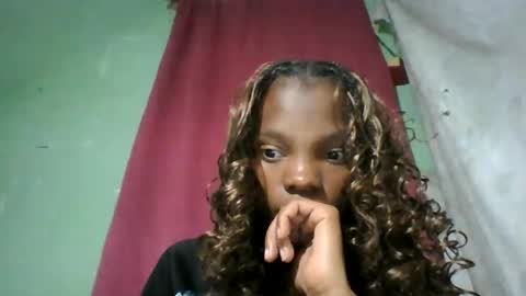 aadienne online show from June 29, 4:18 pm