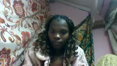 aadienne online show from July 5, 7:21 pm