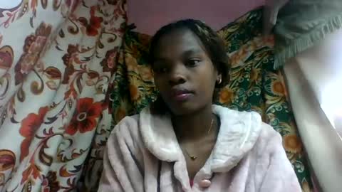 aadienne online show from July 9, 6:28 am