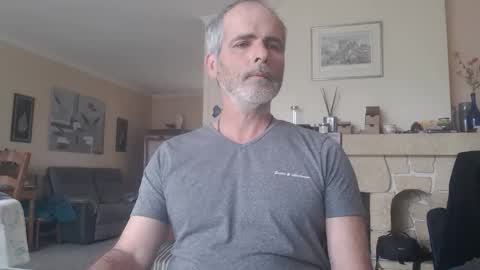 Snapshot of aalex1717 chatting on May 14, 10:44 am Aalex1717 online show from May 14, 10:44 am
