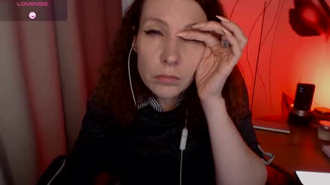 Snapshot of aamazingjoi chatting on February 13, 8:38 am Katie online show from February 13, 8:38 am