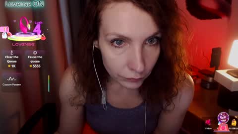 Snapshot of aamazingjoi chatting on March 12, 5:46 am Katie online show from March 12, 5:46 am