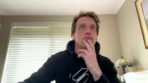 Snapshot of aanal341330 chatting on October 6, 6:33 am Kris online show from October 6, 6:33 am