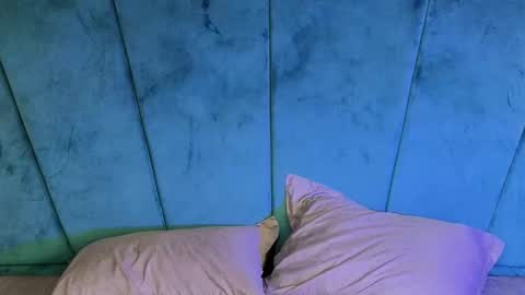 Aaron Ezequiel online show from September 14, 8:19 pm